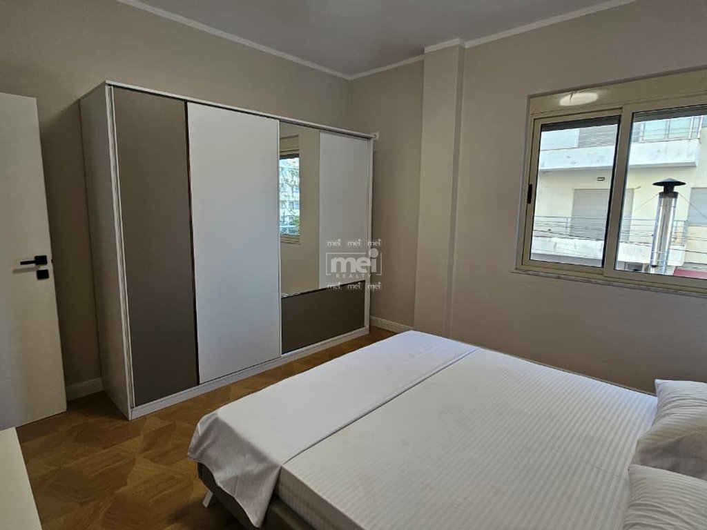 SHITET APARTAMENT 1+1 NE ILIRIA, PLAZH!