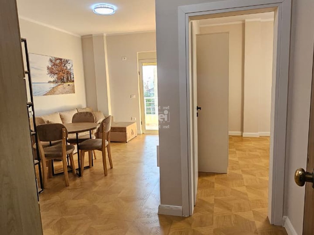 SHITET APARTAMENT 1+1 NE ILIRIA, PLAZH!