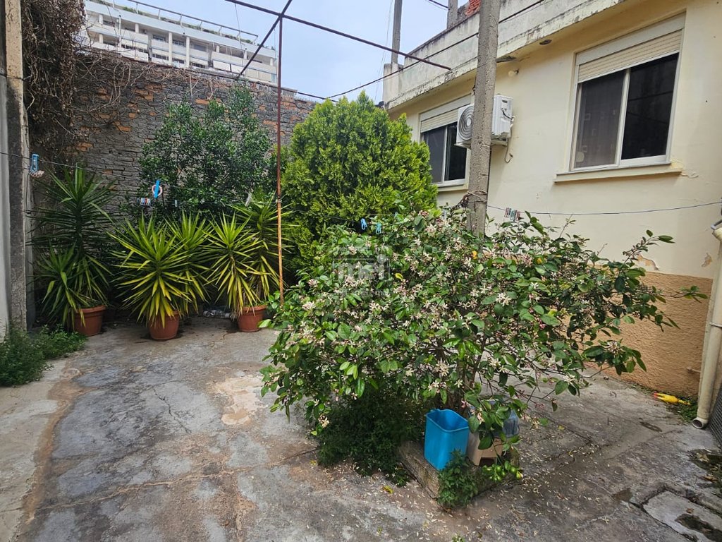 SHITET SHTEPI PRIVATE TEK SEFER EFENDIU, DURRES!