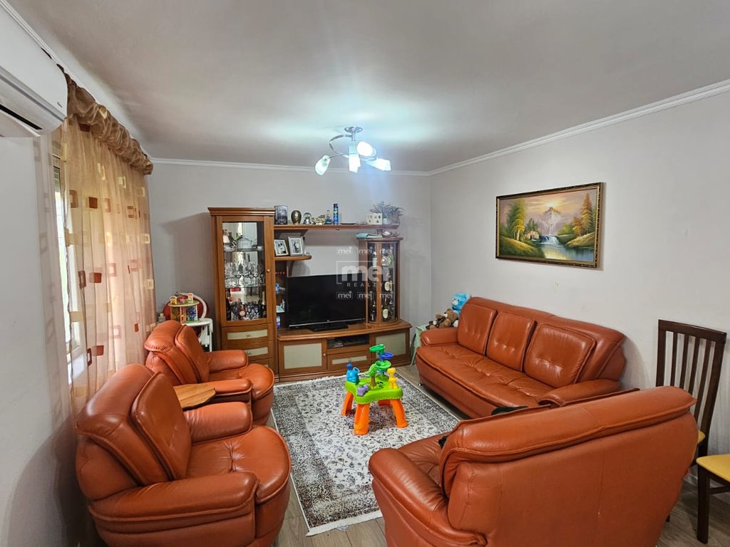 SHITET SHTEPI PRIVATE TEK SEFER EFENDIU, DURRES!