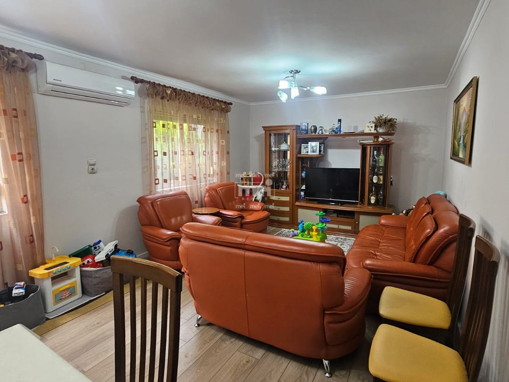 SHITET SHTEPI PRIVATE TEK SEFER EFENDIU, DURRES!