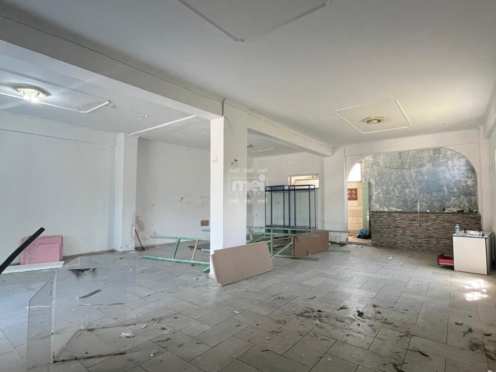 JEPET ME QERA MAGAZINE NE SHKOZET !