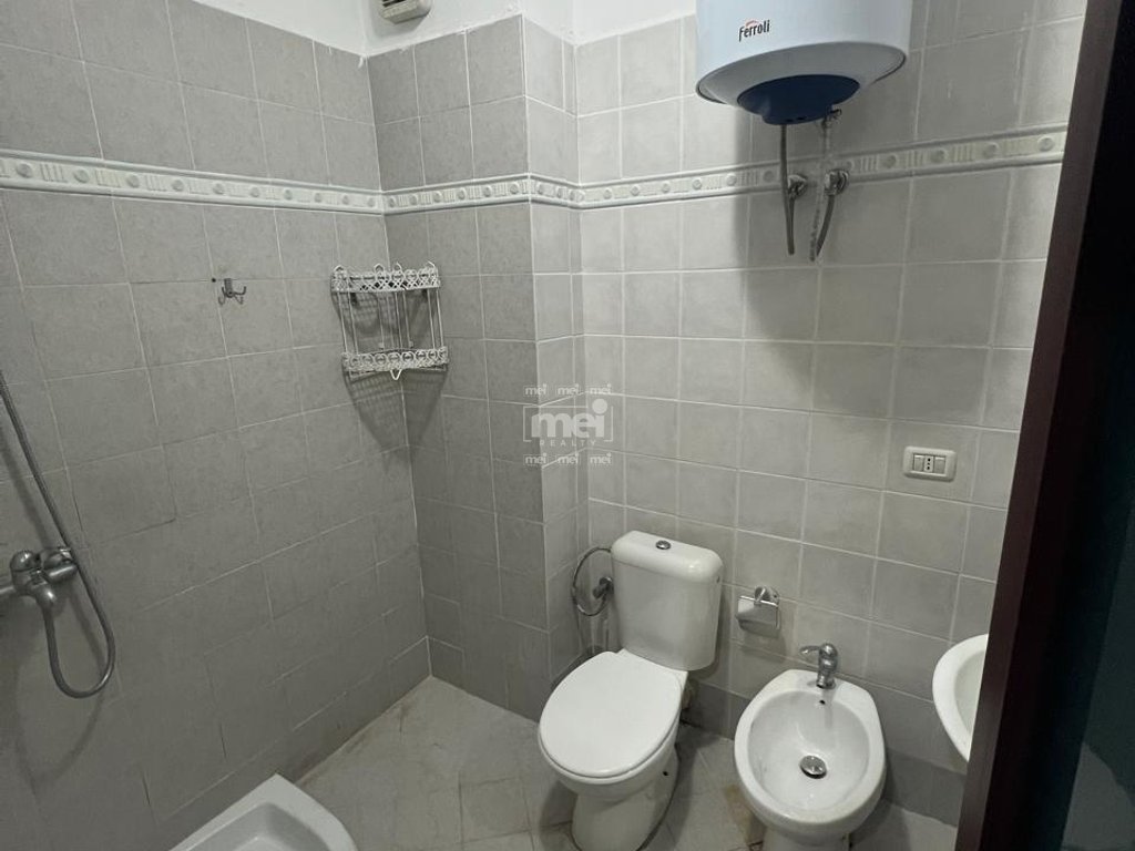JEPET ME QIRA APARTAMENT  2+1 TEK GJYKATA!