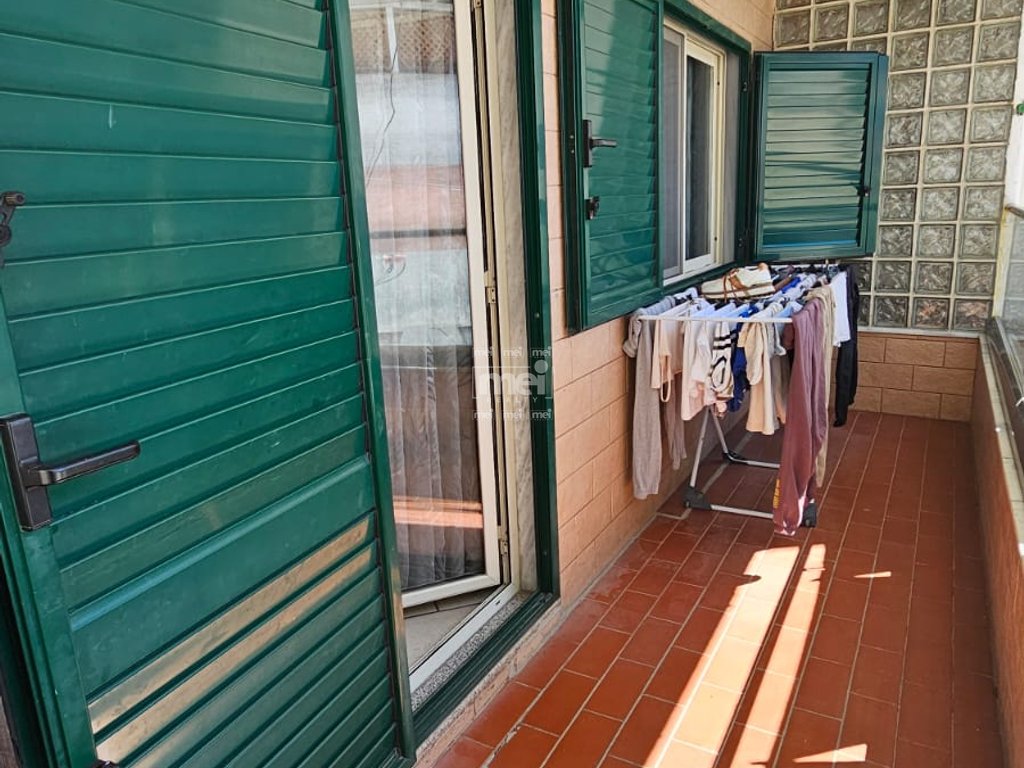 SHITET APARTAMENT 2+1 NE QENDER DURRES!