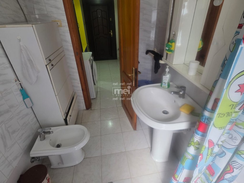 SHITET APARTAMENT 1+1 PRANË SPITALIT!