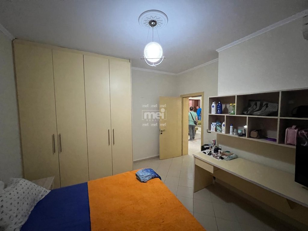JEPET ME QIRA APARTAMENT 2+1+2 ,PRANE KRYQIT TE KUQ!