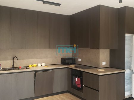 Jepet me Qera Super Apartament 2+1 ne Laprake!