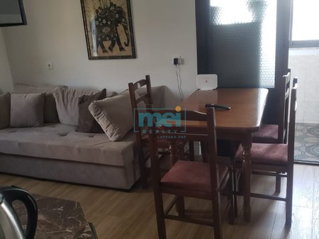 Jepet me Qera Super Apartament 2+1 ne Laprake!