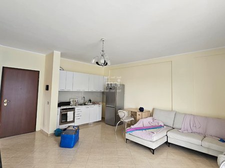 SHITET APARTAMENT 1+1,TEK MALI I ROBIT!