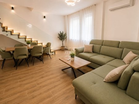 JEPET ME QIRA SUPER APARTAMENT 1+1 TEK SHKEMBI I KAVAJES!