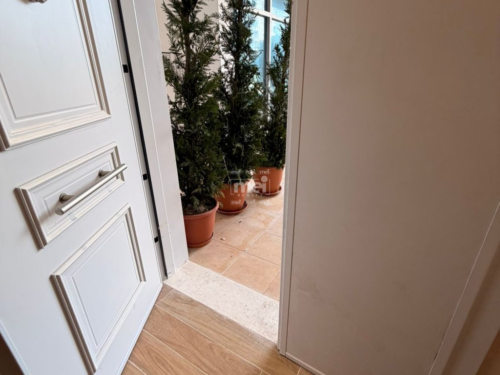 SHITET APARTAMENT 2+1 TEK SHKËMBI I KAVAJËS!