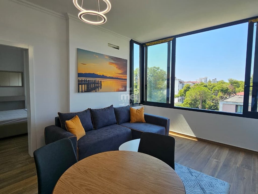 SHITET SUPER APARTAMENT 1+1 VIJE E 3 ME DETIN ,NE PLAZH ILIRIA!
