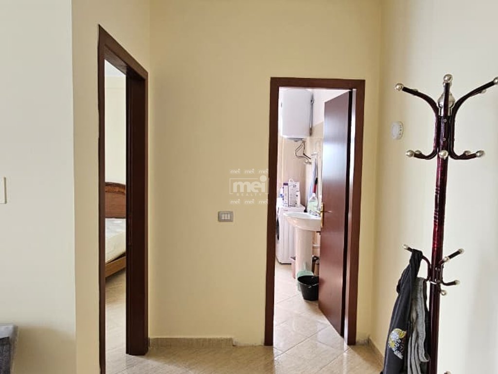 SHITET APARTAMENT 1+1,TEK MALI I ROBIT!
