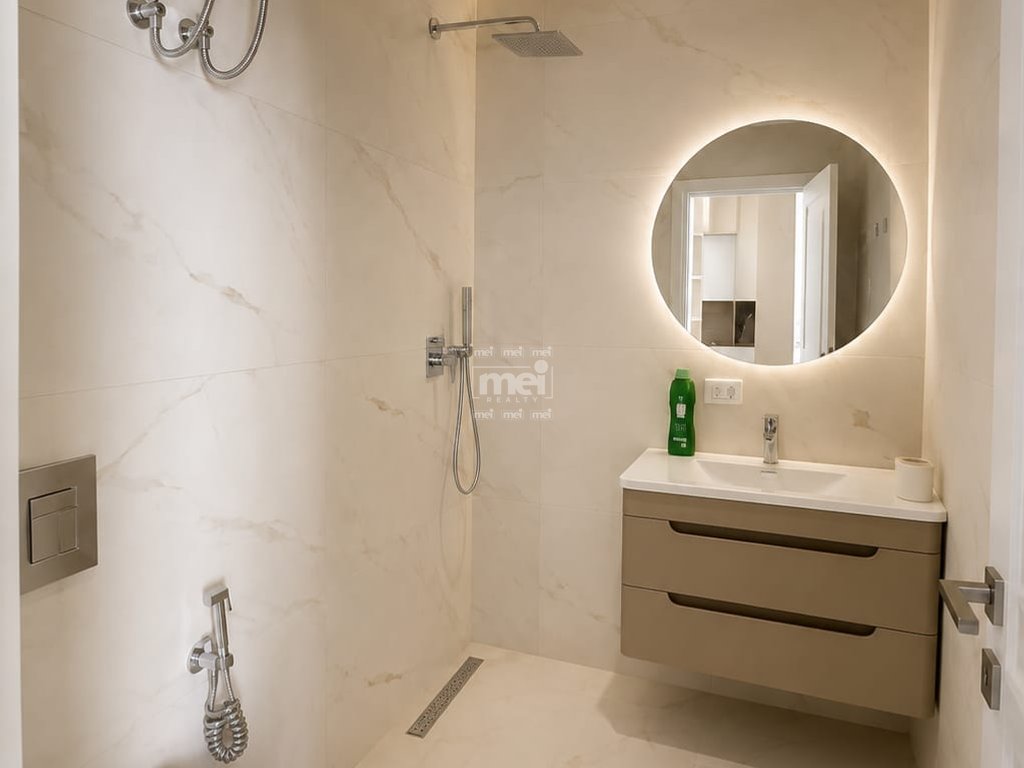 JEPET ME QIRA SUPER APARTAMENT 1+1 TEK SHKEMBI I KAVAJES!