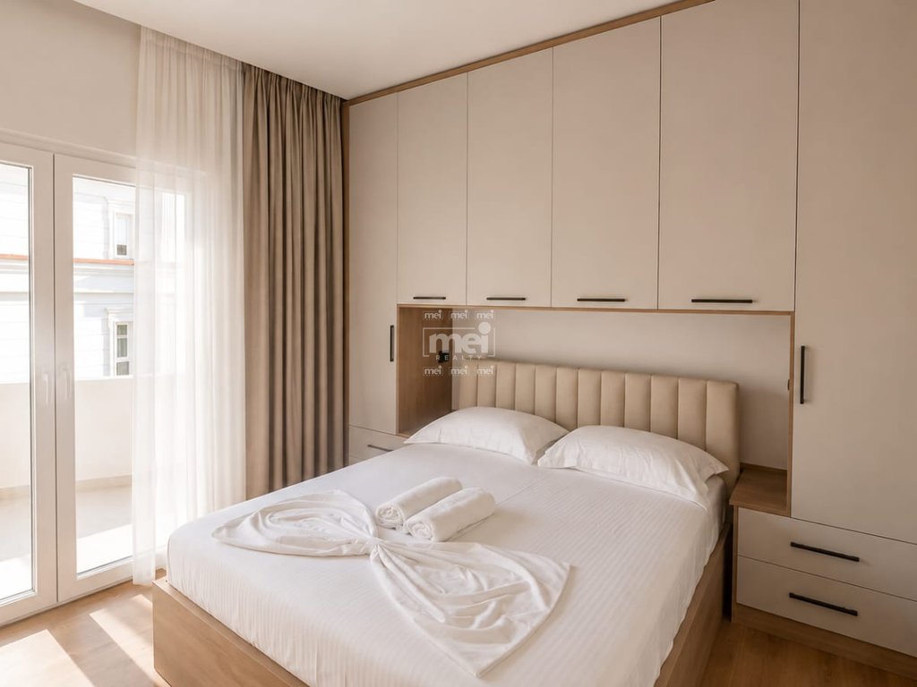 JEPET ME QIRA SUPER APARTAMENT 1+1 TEK SHKEMBI I KAVAJES!