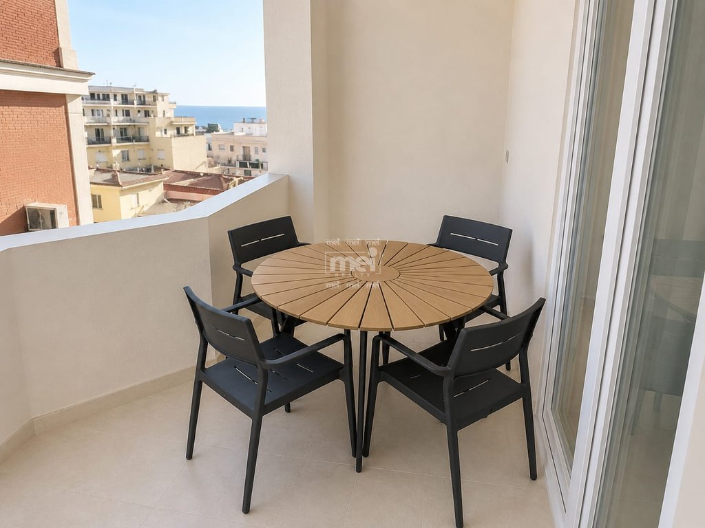 JEPET ME QIRA SUPER APARTAMENT 1+1 TEK SHKEMBI I KAVAJES!