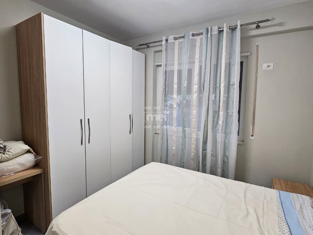 SHITET APARTAMENT 1+1, VIJE E 3 ME DETIN , NE PLAZH ILIRIA!