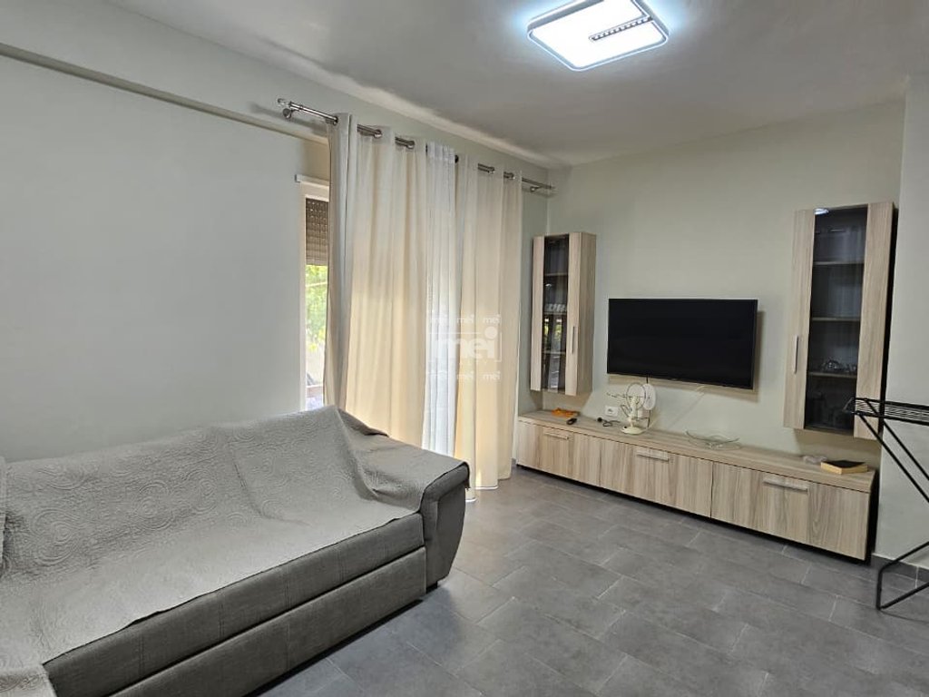 SHITET APARTAMENT 1+1, VIJE E 3 ME DETIN , NE PLAZH ILIRIA!