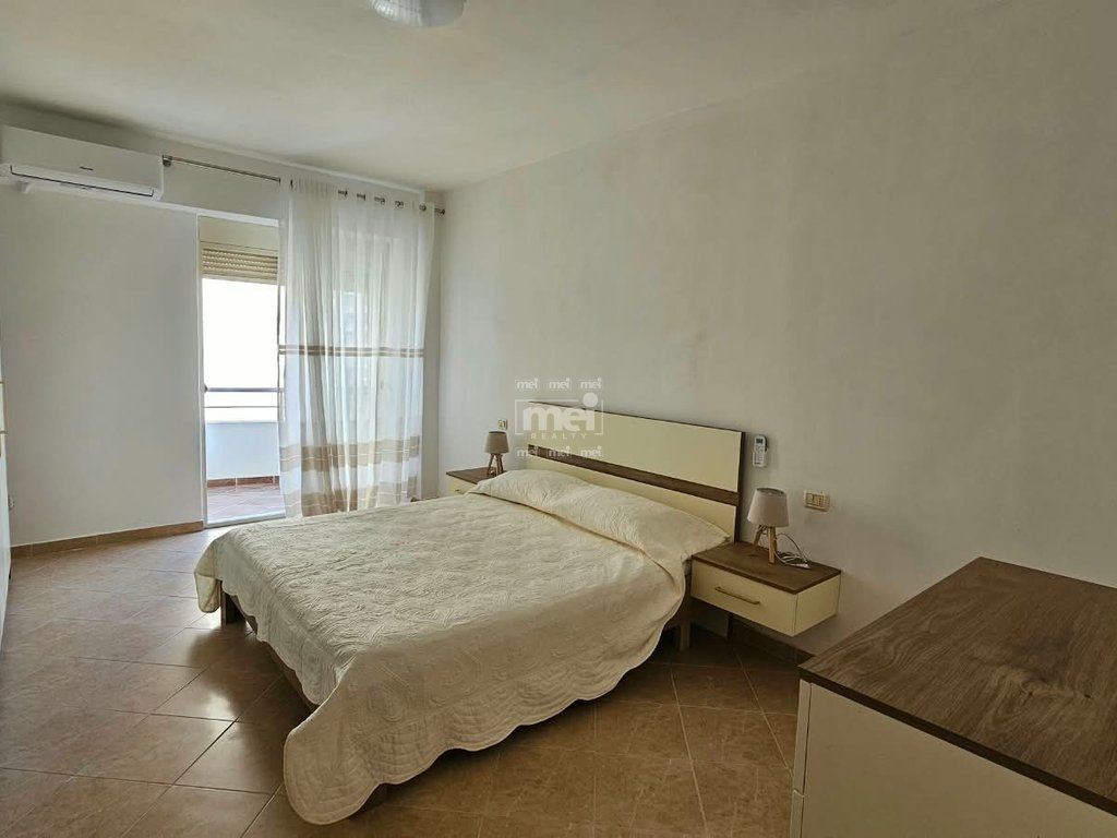 JEPET ME QIRA APARTAMENT 2+1 NË PLAZH TEK RROTA E KUQE!