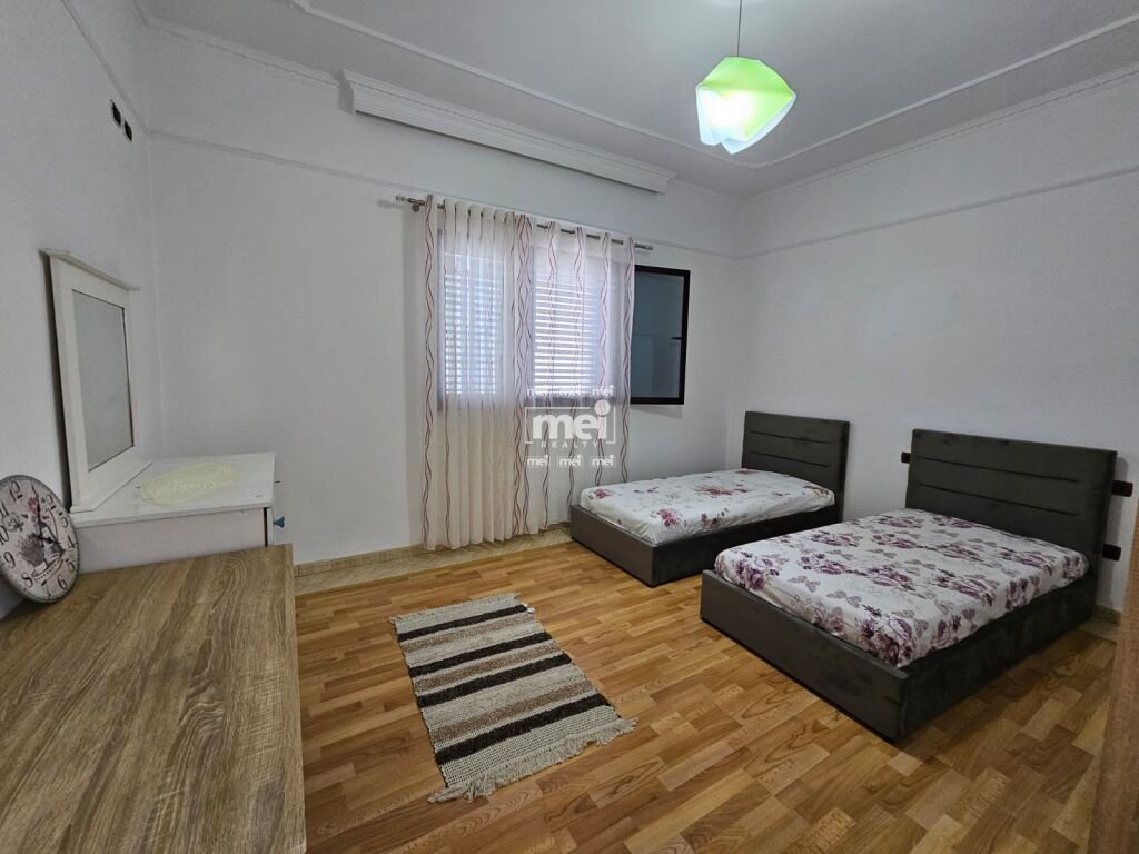 JEPET ME QIRA APARTAMENT 2+1+2 PRANE STADIUMIT!