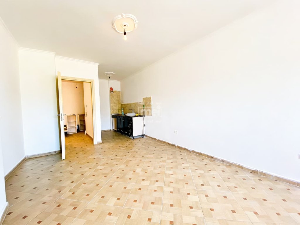 SHITET APARTAMENT 2+1 NË PLAZH, DURRËS!
