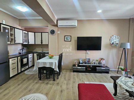 SHITET APARTAMENT 2+1 PRANË SHKOLLËS SË MUZIKËS,DURRËS!