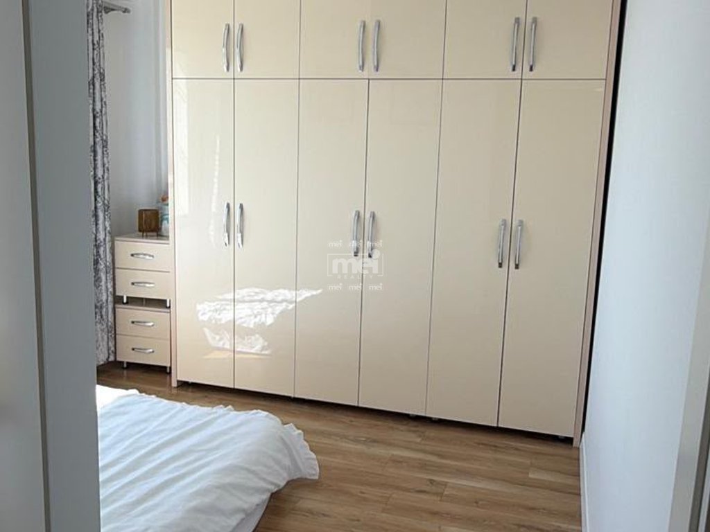 SHITET APARTAMENT 2+1 NE LAGJEN 15 PRANE BILLES
