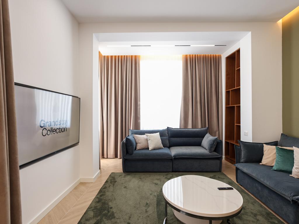 JEPET ME QIRA APARTAMENT 2+1 ME PAMJE NGA DETI, NË VOLLGA!