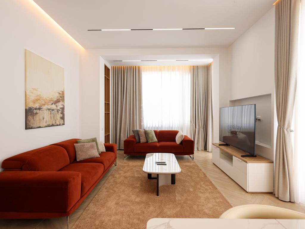 JEPET ME QIRA APARTAMENT 2+1+2 ME PAMJE NGA DETI, NË VOLLGA!