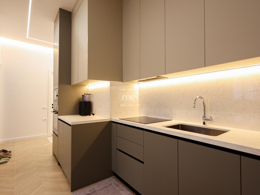 JEPET ME QIRA APARTAMENT 1+1 ME PAMJE NGA DETI, NË VOLLGA!