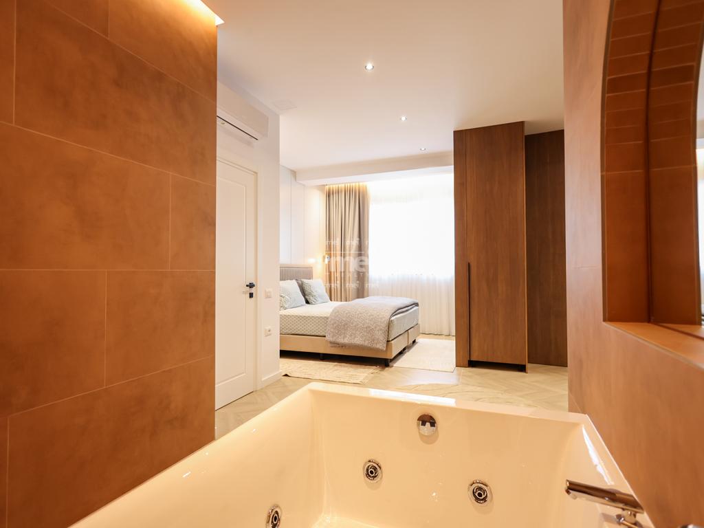 JEPET ME QIRA APARTAMENT 2+1+2 ME PAMJE NGA DETI, NË VOLLGA!