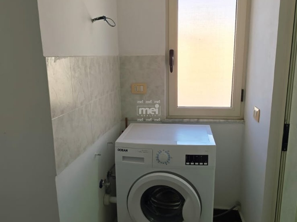SHITET APARTAMENT 3+1 PRANË DREJTORISË SË TATIMEVE, DURRES.