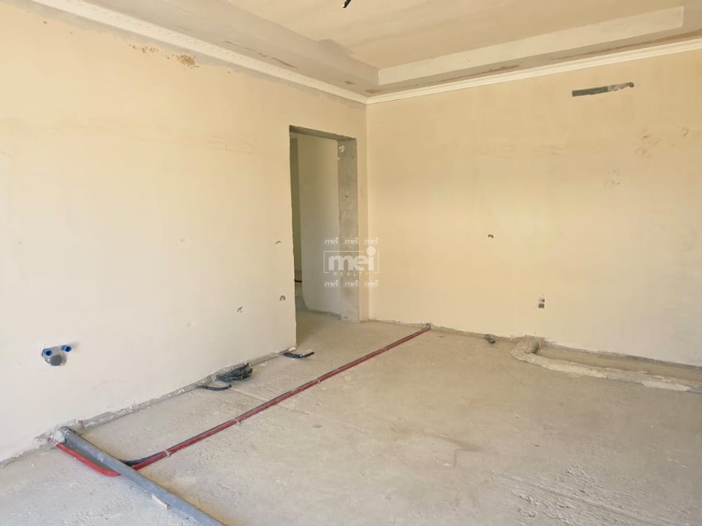 SHITET SHTEPI PRIVATE PRANE REZERVUARIT TE RRASHBULLIT