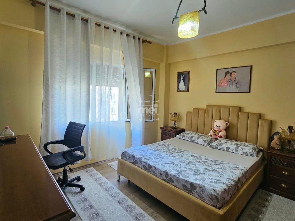 SHITET APARTAMENT 2+1 PRANË SHKOLLËS SË MUZIKËS,DURRËS!