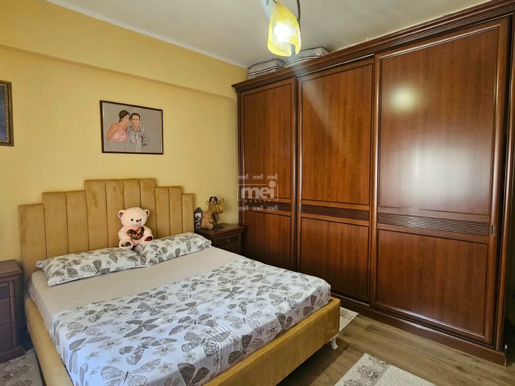 SHITET APARTAMENT 2+1 PRANË SHKOLLËS SË MUZIKËS,DURRËS!