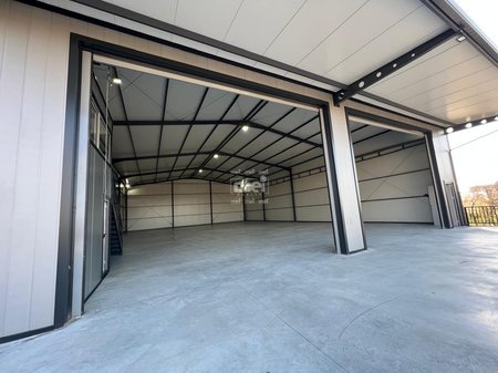 JEPET ME QIRA KAPANON NE FLLAKE!