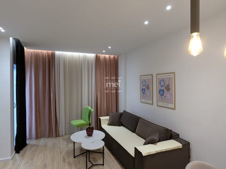 JEPET ME QIRA APARTAMENT 1+1 GOLEM