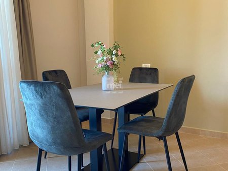 JEPET ME QIRA APARTAMENT 1+1 NE PLAZH!