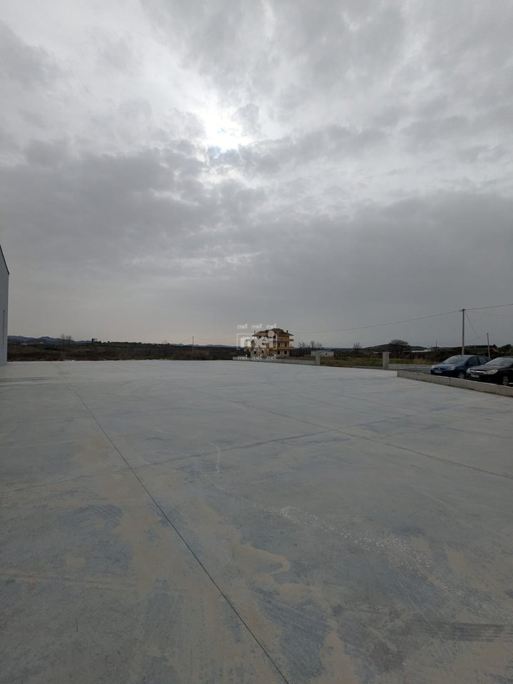 JEPET ME QIRA KAPANON MANEZ