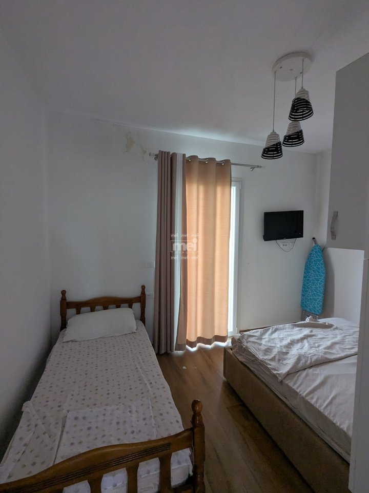 SI AFFITTANO 2 APPARTAMENTI HAMALLAJ 1+1