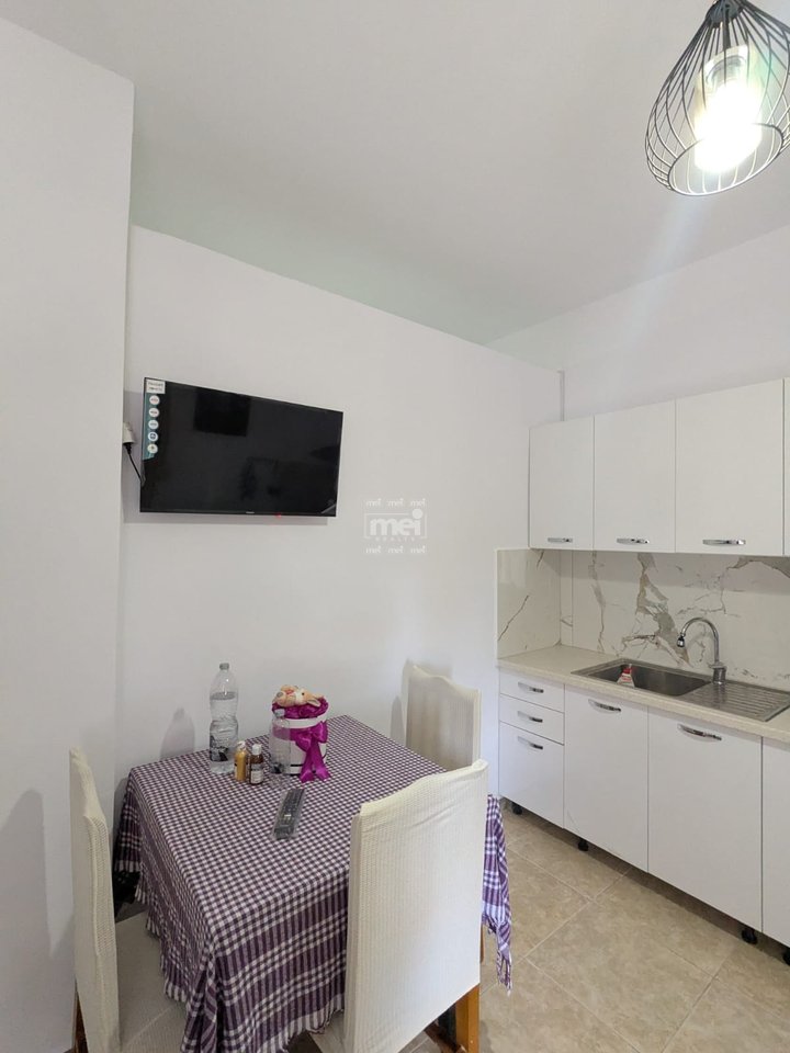 JEPET ME QIRA APARTAMENT 1+1 PLAZH