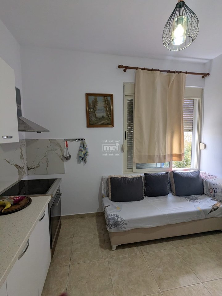 JEPET ME QIRA APARTAMENT 1+1 PLAZH