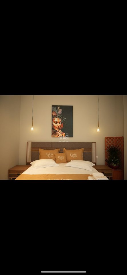 SI AFFITTA HOTEL SULLA SPIAGGIA DI DURRËS