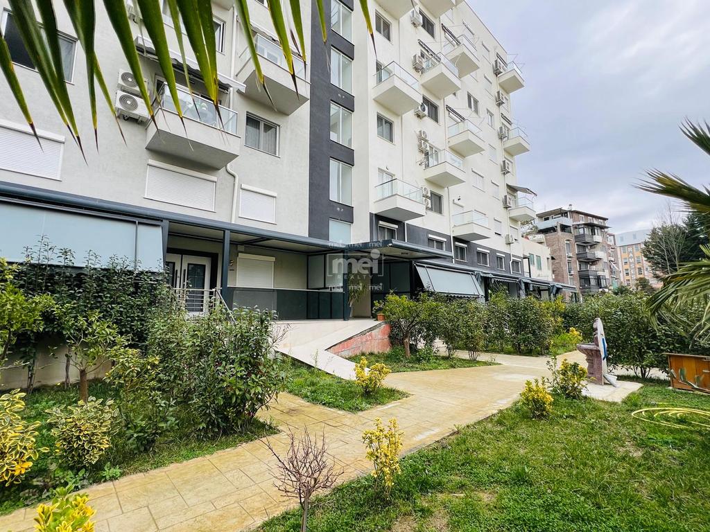 JEPET ME QIRA SUPER APARTAMENT 1+1 NE GOLEM PRANE HOTEL EPIDAMN!