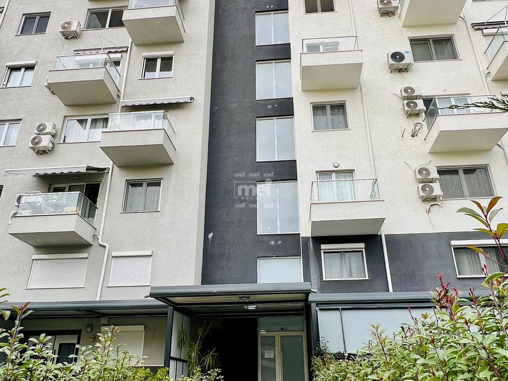 JEPET ME QIRA SUPER APARTAMENT 1+1 NE GOLEM PRANE HOTEL EPIDAMN!