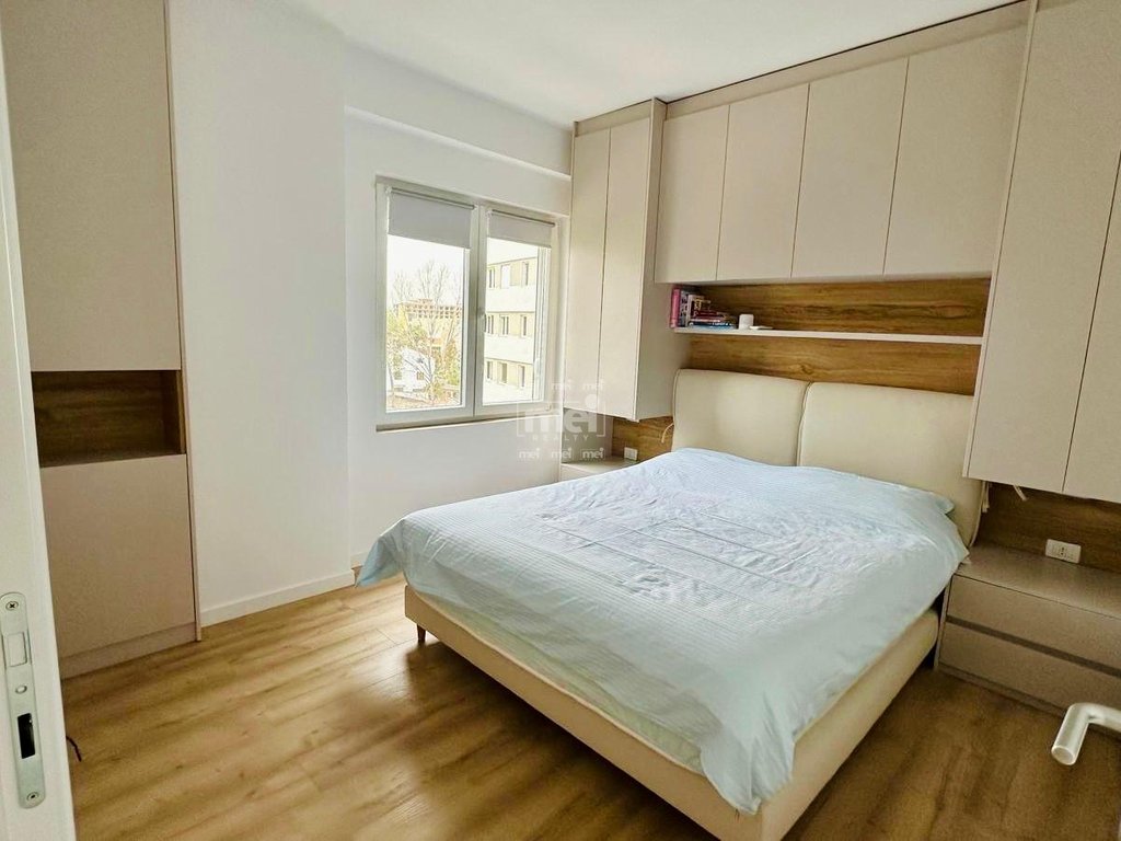 JEPET ME QIRA SUPER APARTAMENT 1+1 NE GOLEM PRANE HOTEL EPIDAMN!