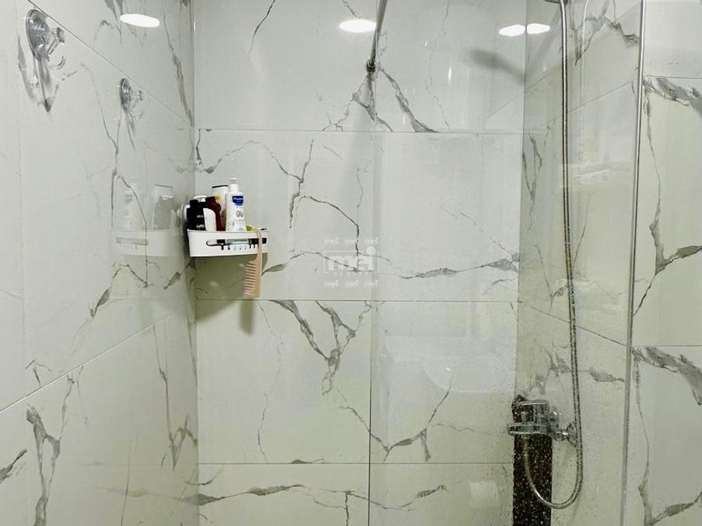 JEPET ME QIRA SUPER APARTAMENT 1+1 NE GOLEM PRANE HOTEL EPIDAMN!