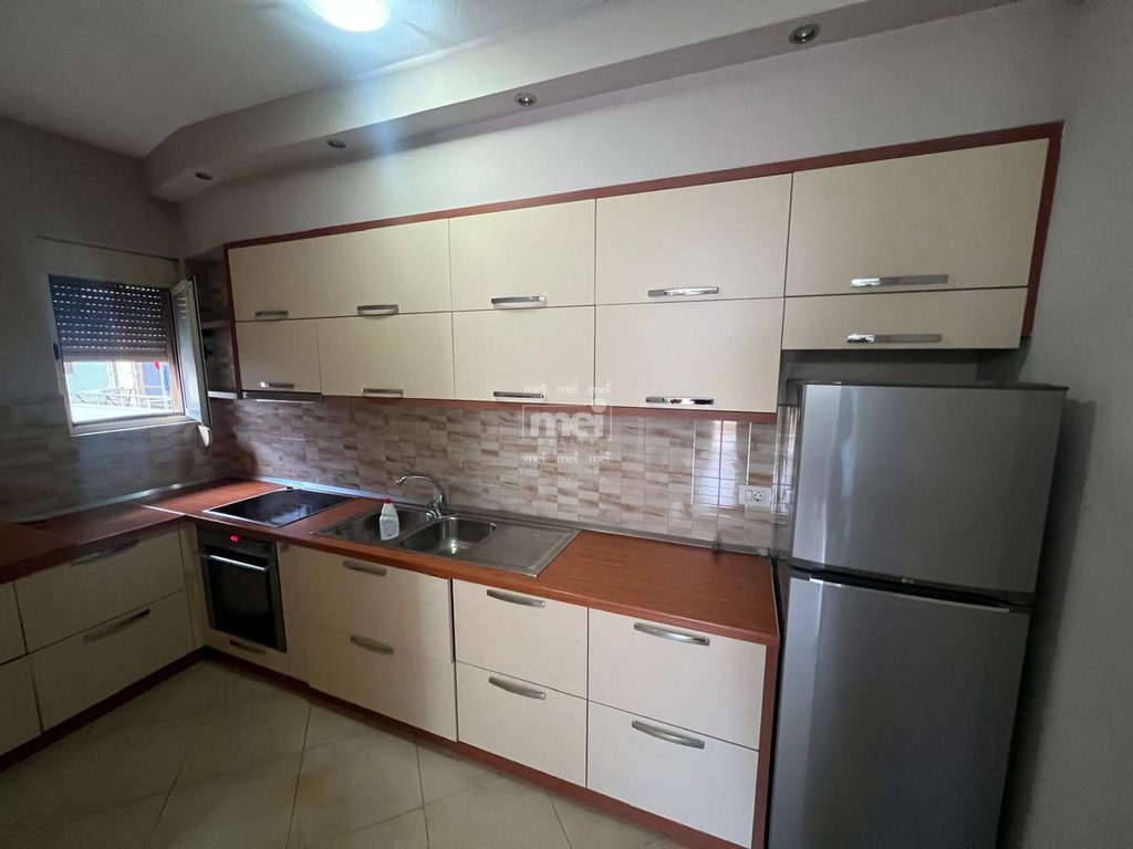 JEPET ME QIRA APARTAMENT  2+1 TEK SHKOLLA KUSHRIMI I LIRISE!