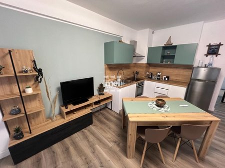 JEPET ME QIRA APARTAMENT 1+1 NE VOLLGA!