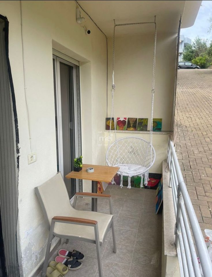 JEPET ME QIRA APARTAMENT SHKEMBI KAVAJES 1+1
